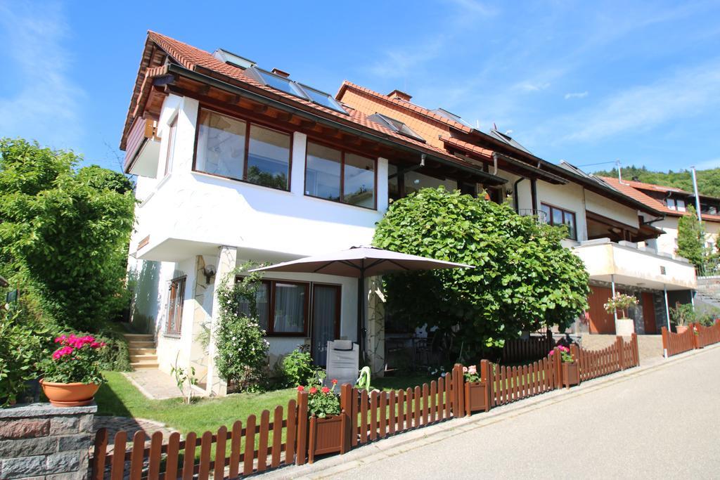 Familien Themen-Appartement Freiburg in Sölden 3 Schlafzimmer Zimmer foto